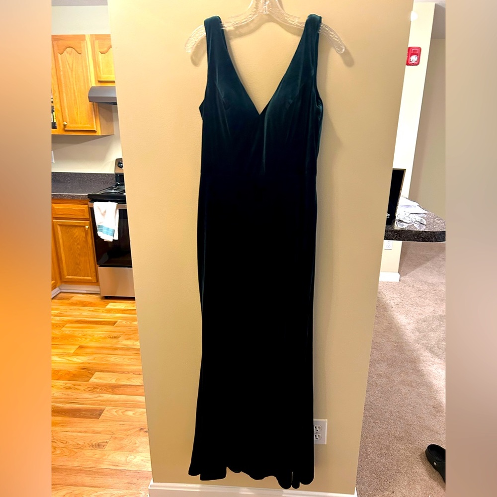 Revelry Size 10 Emerald Dakota Dress